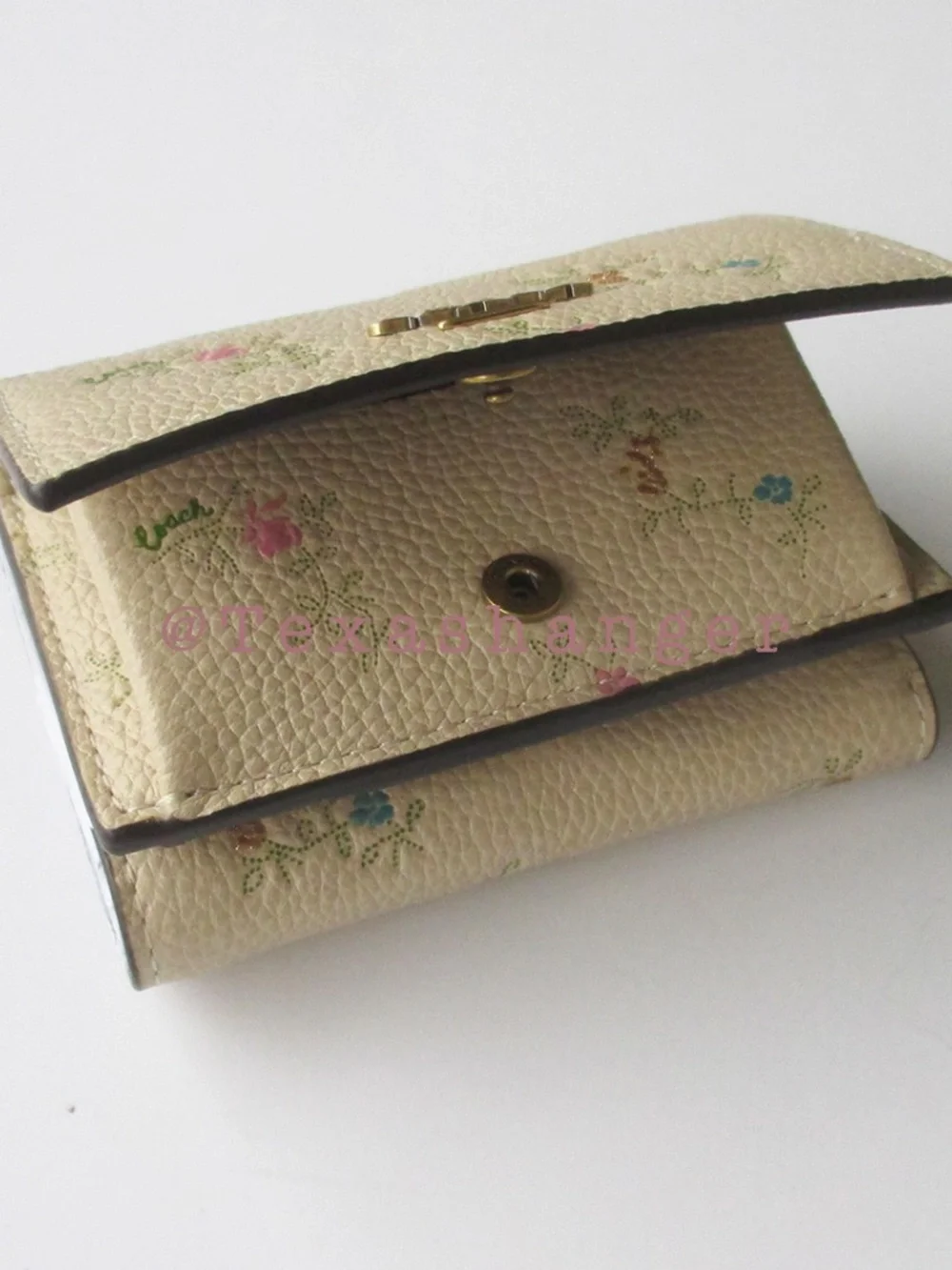 Coach NWT Floral PRT Trifold Origami Coin Wallet Ivory